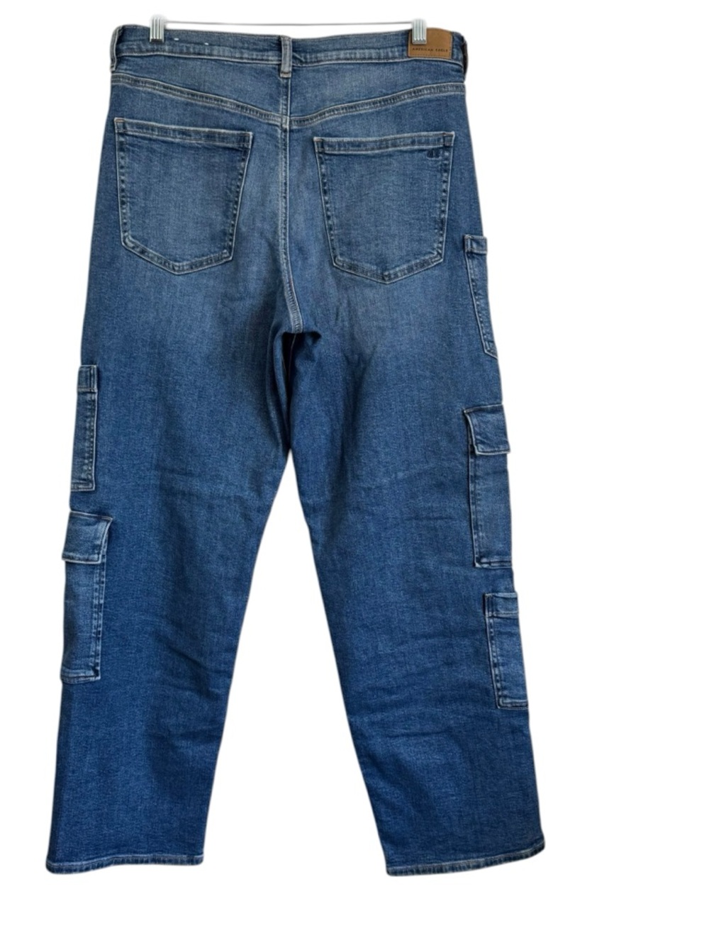 American Eagle Super High Rise Baggy Straight Leg Cargo Jeans Stretch Sz 12 NEW - Picture 2 of 11